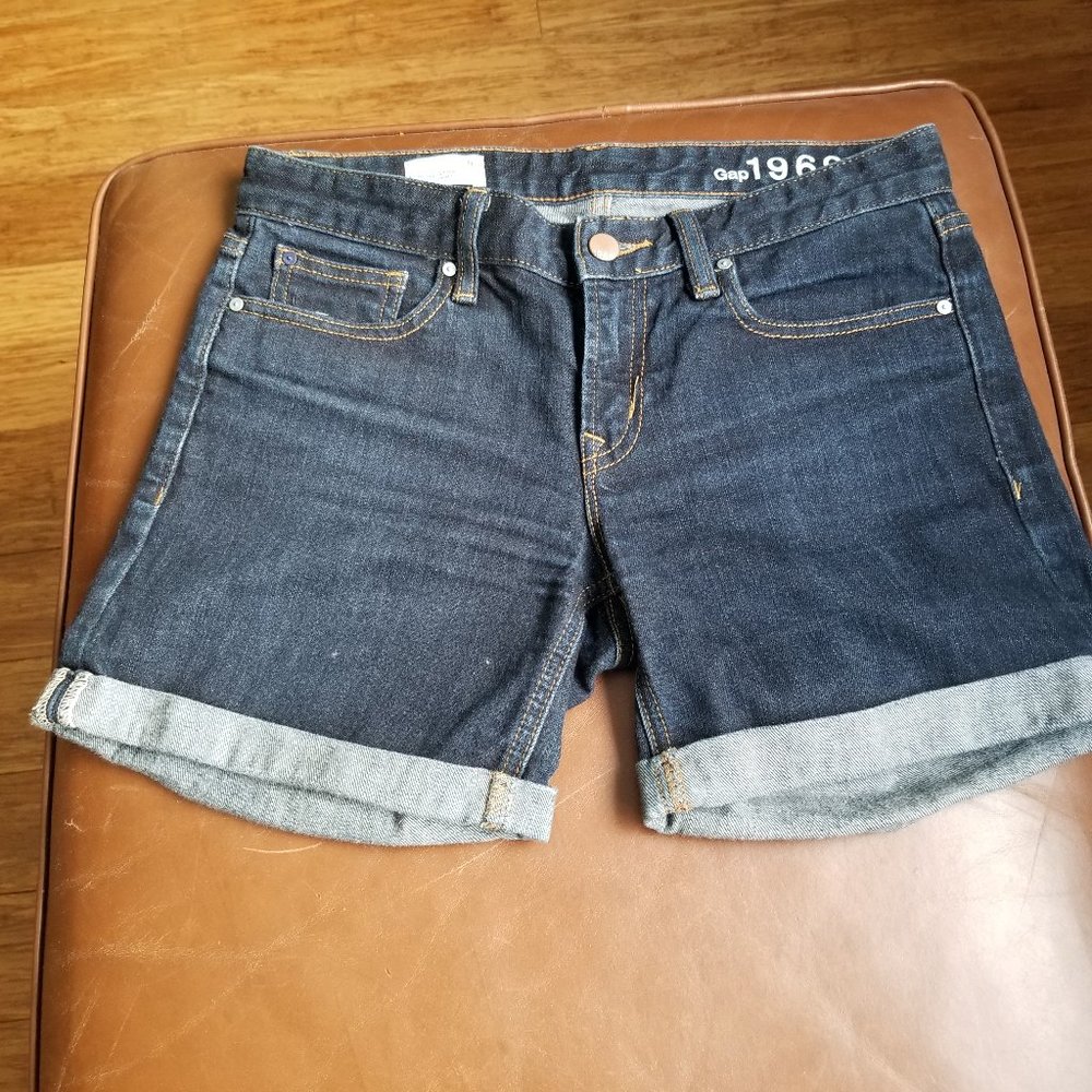 Gap 1969 Denim Shorts Indigo Wash (size 26)